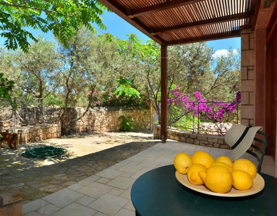 Pyrgos Ralli Estate Guesthouse Aegina Buitenkant foto