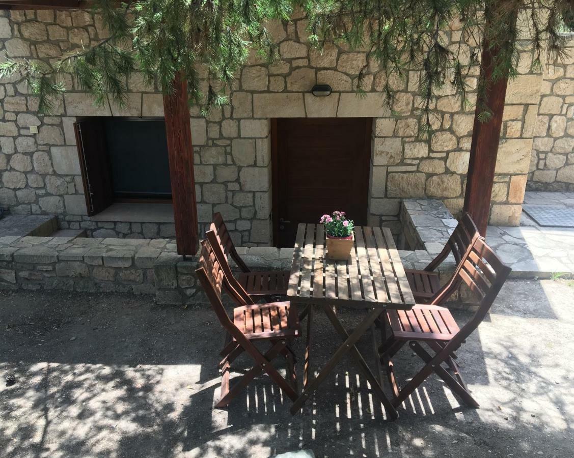 Pyrgos Ralli Estate Guesthouse Aegina Buitenkant foto